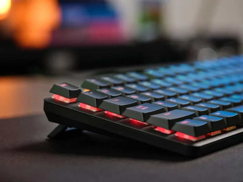 RESIG0000030452_14 Tastatura mecanica Trust GXT 866 Torix cu fir, swtich linear, 104 butoane, full RGB, butoane programabile, tipuri de jocuri FPS, MMO, MOBA, RPG, RTS, negru