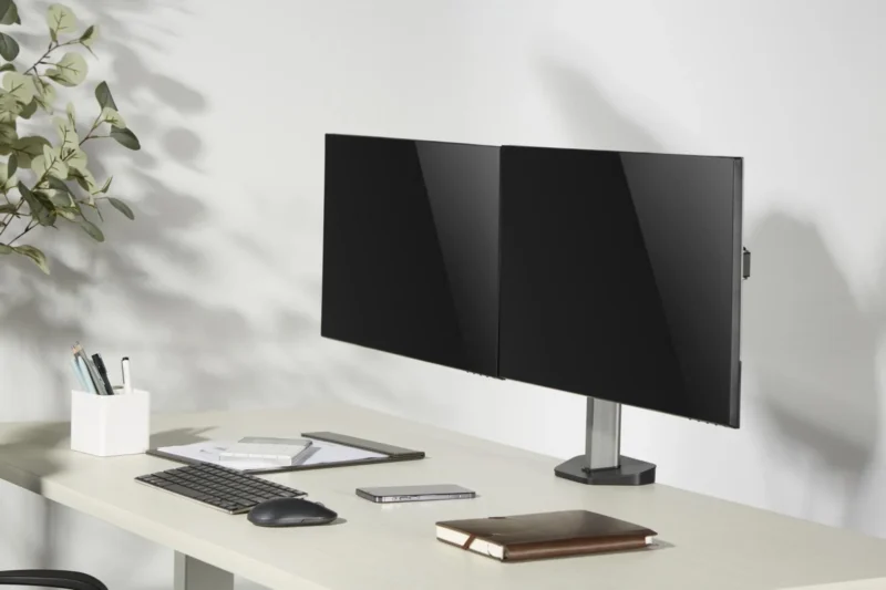Suport 2 monitoare Serioux MM55-C024, compatibilitate  dimensiune ecran 17"-32",  greutate maximă suportata: (per ecran): 9kg, VESA: 75x75, 100x100, inclinare: +70°~-70°, pivotare: +90°~-90°, rotația ecranului: + 180°~-180°, instalare: clemă, grommet