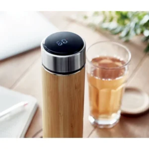 mo6327-40-ambiant-fb73d1abbf Termos cu perete dublu din oțel inoxidabil/bamboo, cu infuzor de ceai în interior Panay