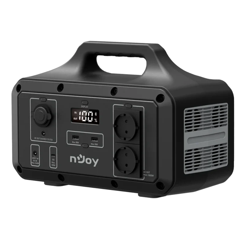 Statie portabila pentru exterior NJOY POWER BASE 1000, adaptor AC (240 W max), panou solar MPPT 12V-32V (240 W max), adaptor auto DC 12V Car (120 W max), 2x USB TYPE A (18 W max), 1x USB TYPE C (100 W max), DC 5525 12V (120 W max), Priza auto 12V (120 W max), 2x AC Schuko 230V (600W max), 1000+